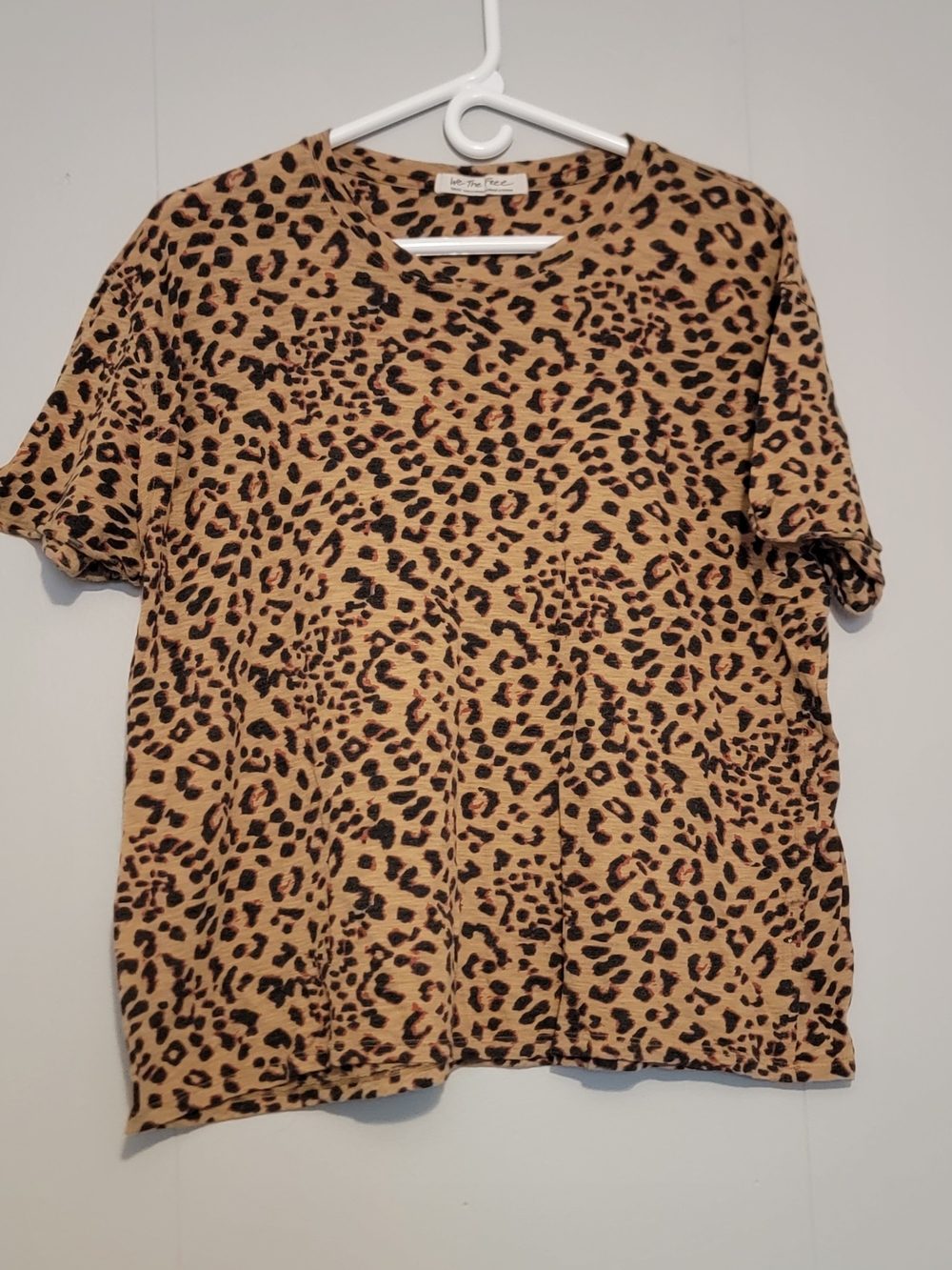 We The Free Leopard Print Short Sleeve Tee Size Small